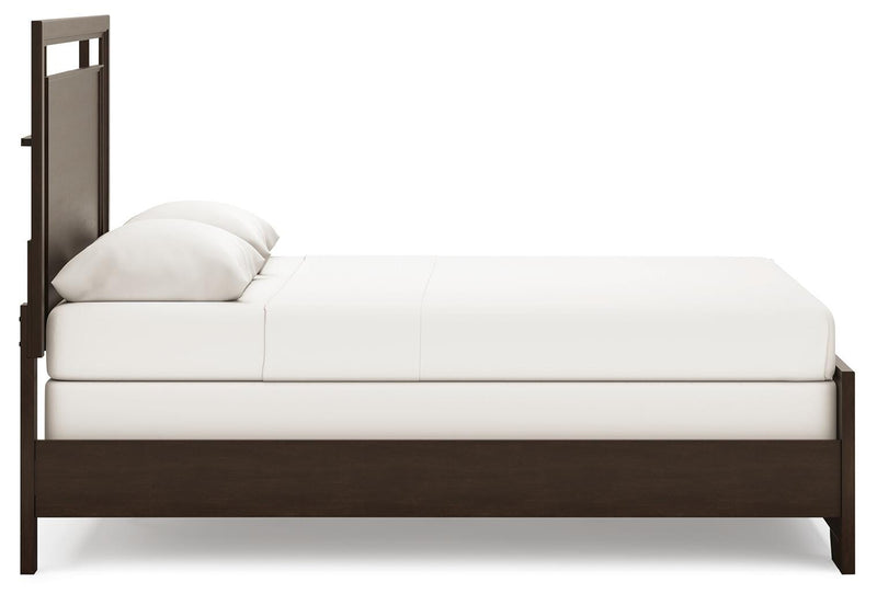Covetown Queen Panel Bed, Dresser and Mirror