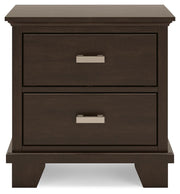 Covetown California King Panel Bed and 2 Nightstands