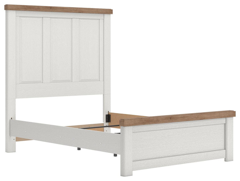Savonport Full Panel Bed