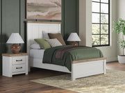 Savonport Full Panel Bed