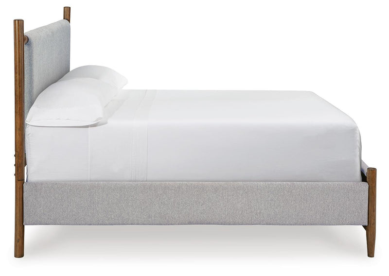 Lyncott California King Upholstered Bed