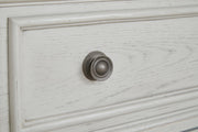 Robbinsdale Chest of Drawers