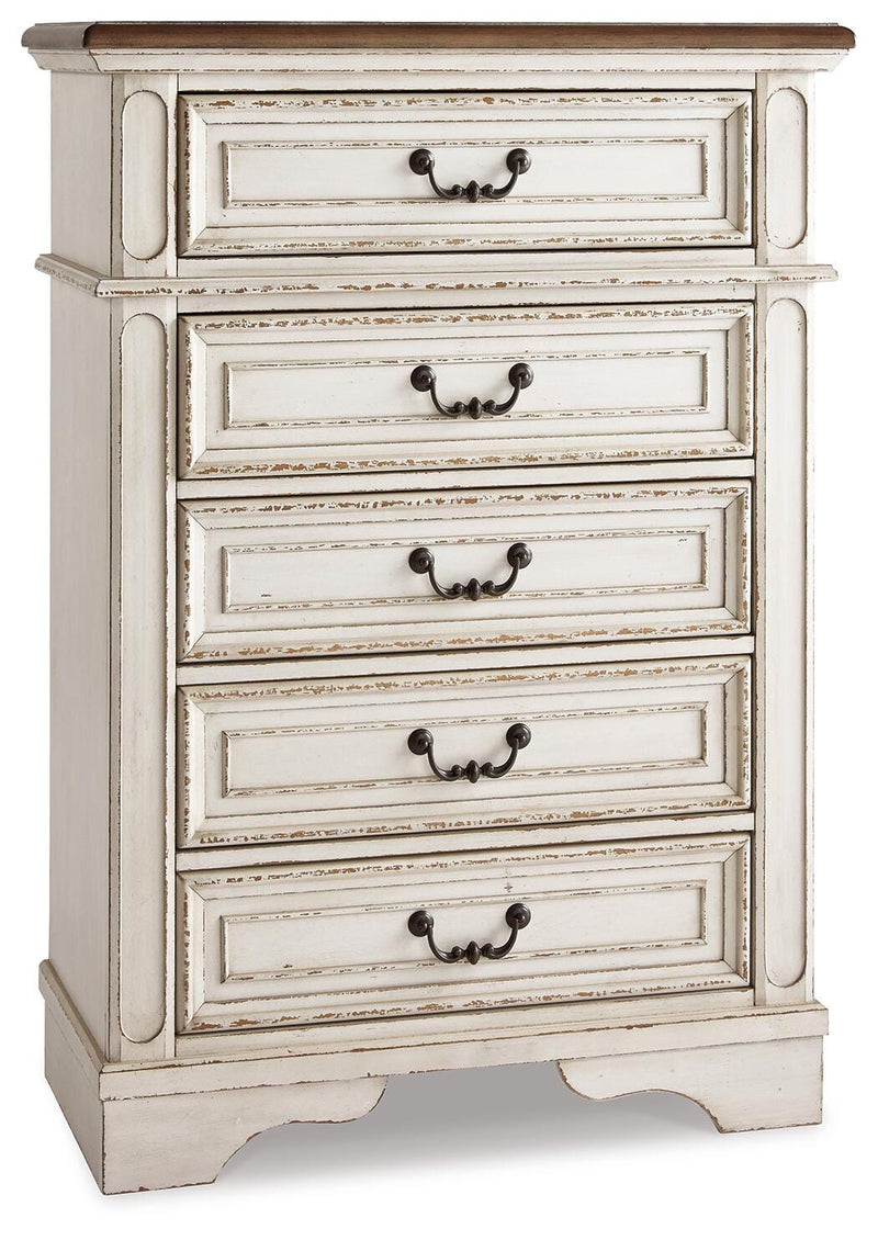 Realyn Full Panel Bed, Dresser and Chest