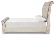 Realyn King Sleigh Bed, Dresser and 2 Nightstands