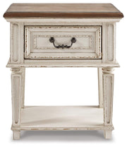 Realyn Twin Panel Bed, Dresser, Mirror and Nightstand