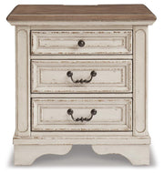 Realyn Full Upholstered Panel Bed, Dresser, Mirror and 2 Nightstands