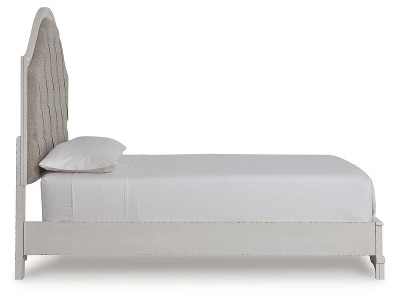 Blendon Queen Upholstered Panel Bed