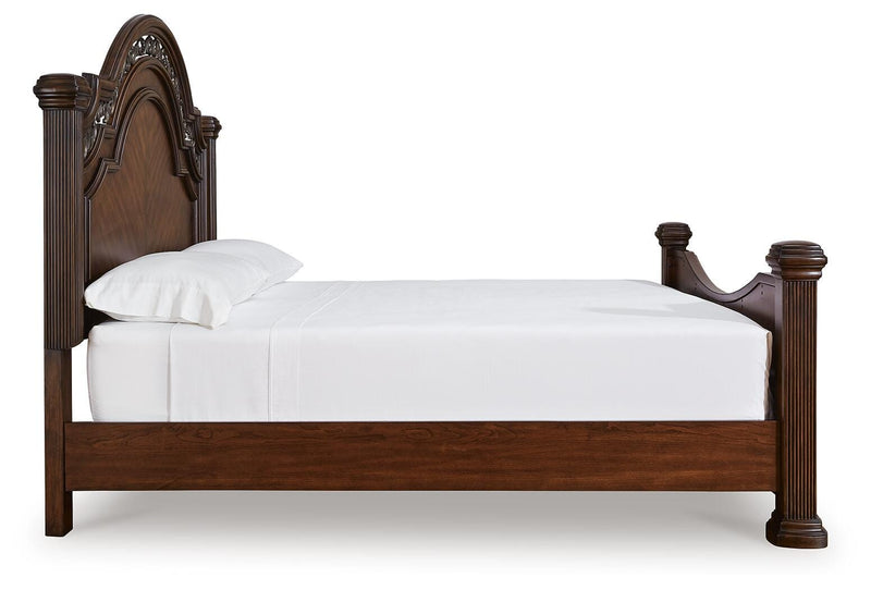 Lavinton King Poster Bed, Dresser, Mirror and Nightstand