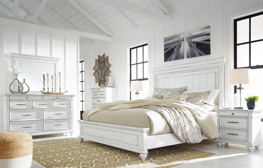 Kanwyn King Panel Bed, Dresser and Mirror