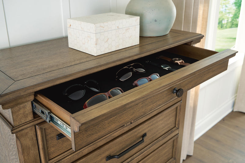 Karallin Chest of Drawers