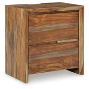 Dressonni Queen Panel Bed, Dresser, Mirror and Nightstand