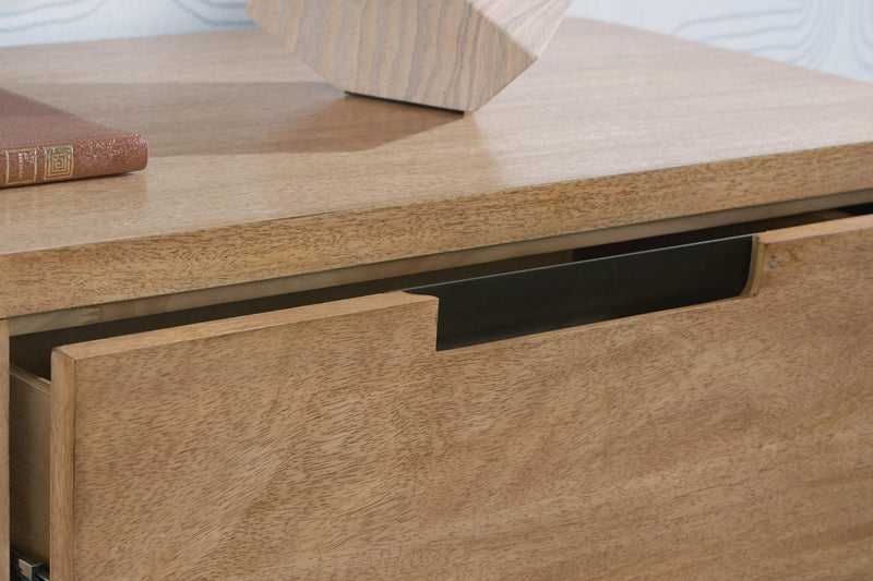 Pamaria Nightstand