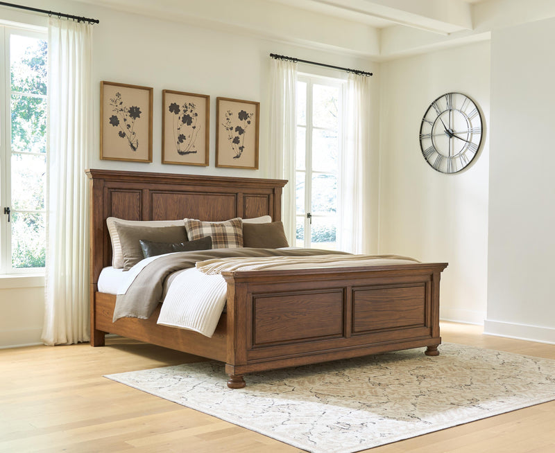 Zackaryn California King Panel Bed