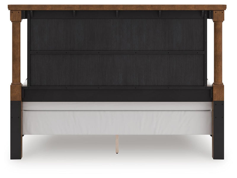 Rowlenstown California King Poster Bed