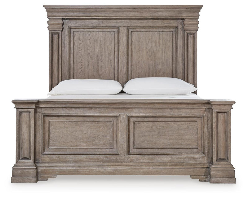 Blairhurst California King Panel Bed, Dresser and Mirror