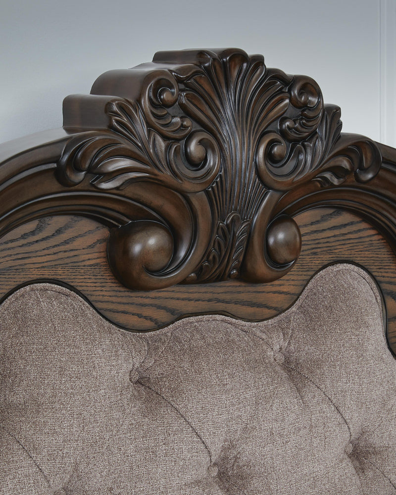 Maylee Queen Upholstered Bed