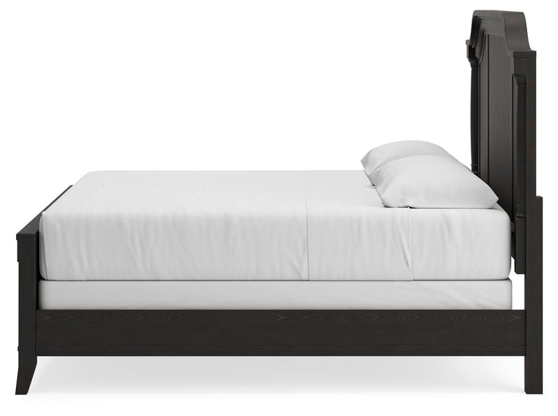 Welltern King Panel Bed