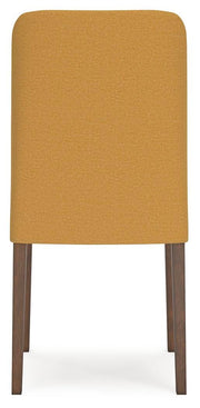 Lyncott Extension Dining Table and 6 Chairs