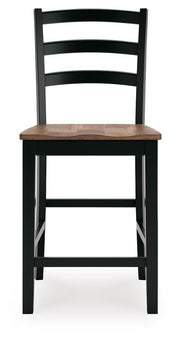 Wildenauer Counter Height Extension Dining Table and 4 Barstools