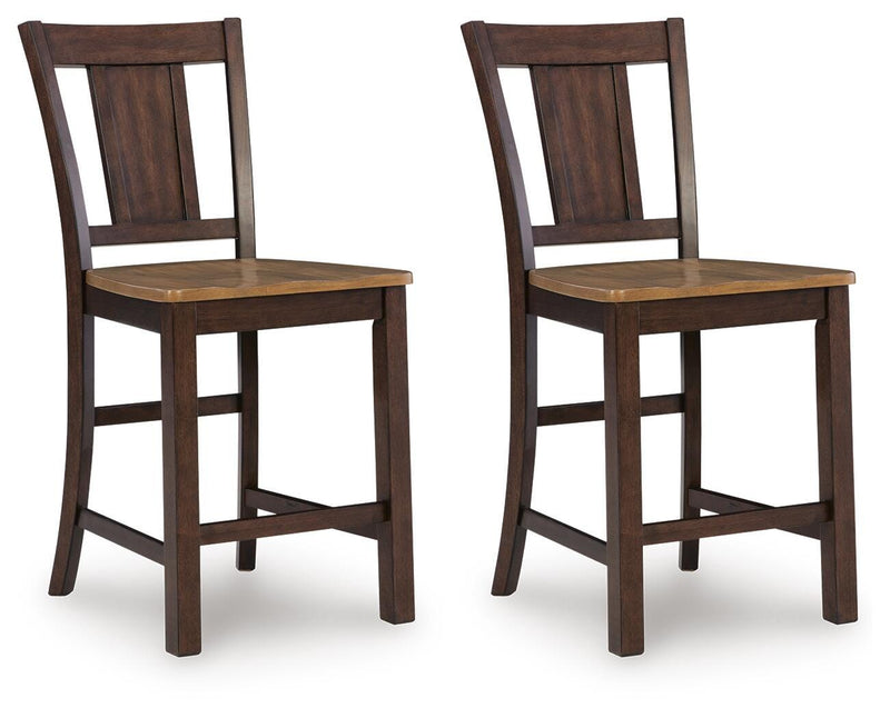 Rylandeen Counter Height Extension Dining Table and 4 Barstools