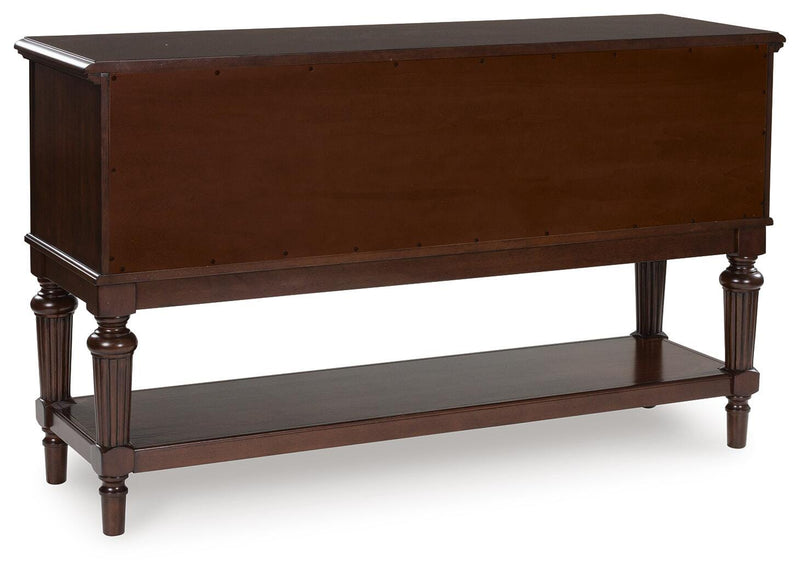 Lavinton Dining Server