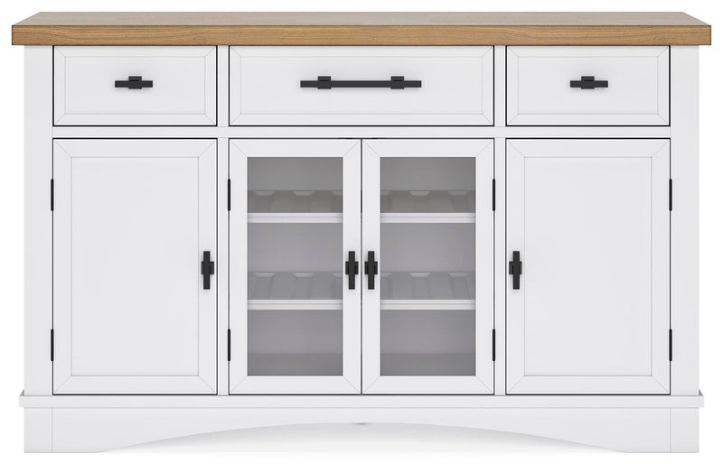 Ashbryn Dining Server