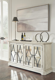 Arlendyne Dining Server