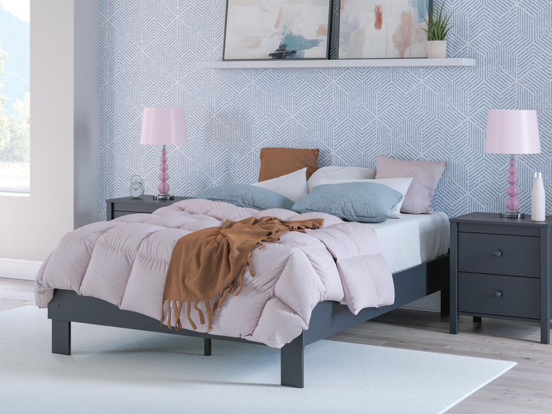 Simmenfort Full Platform Bed