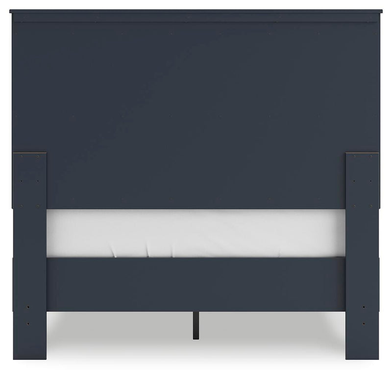 Simmenfort Full Platform Bed