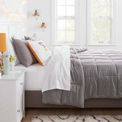 Room Essentials Twin/Twin Long Down Alternative Microfiber Reversible Comforter, Gray OEKO-TEX