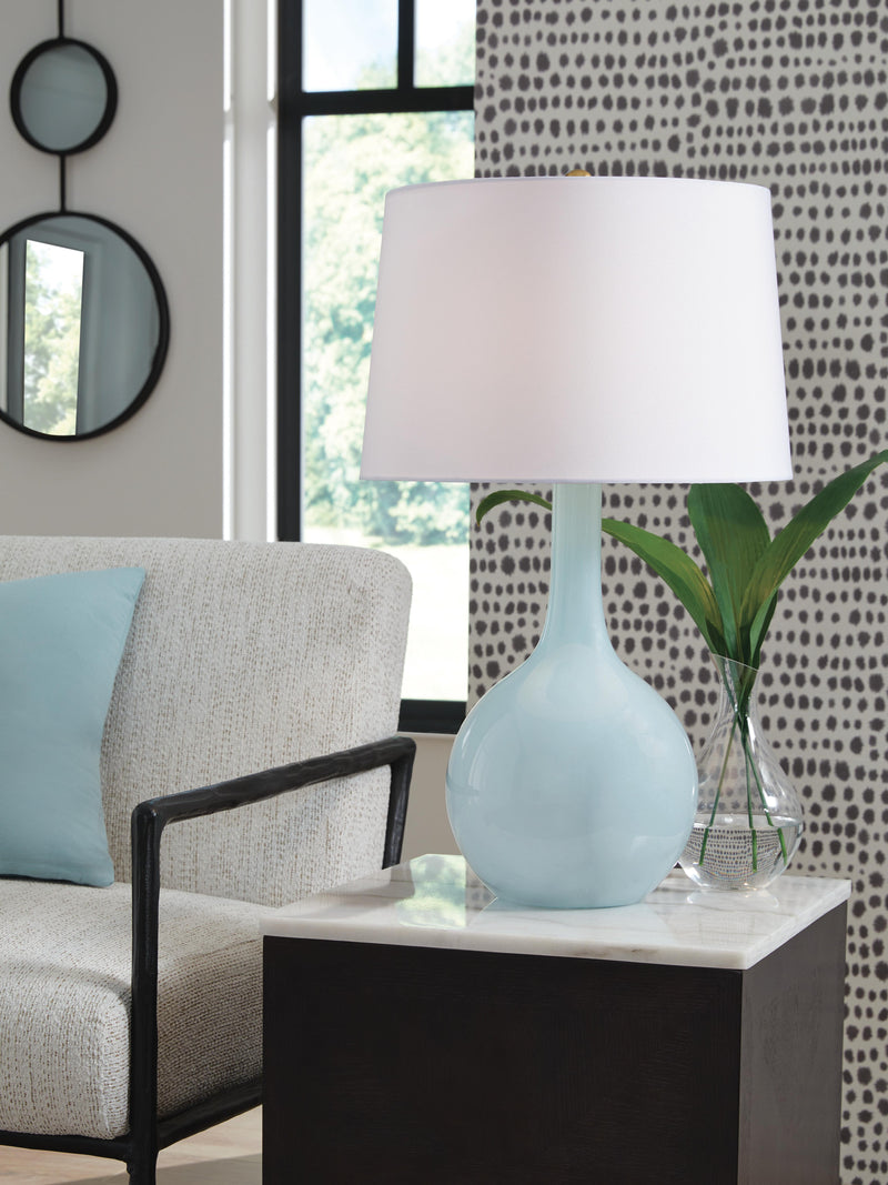 Rylanton Table Lamp