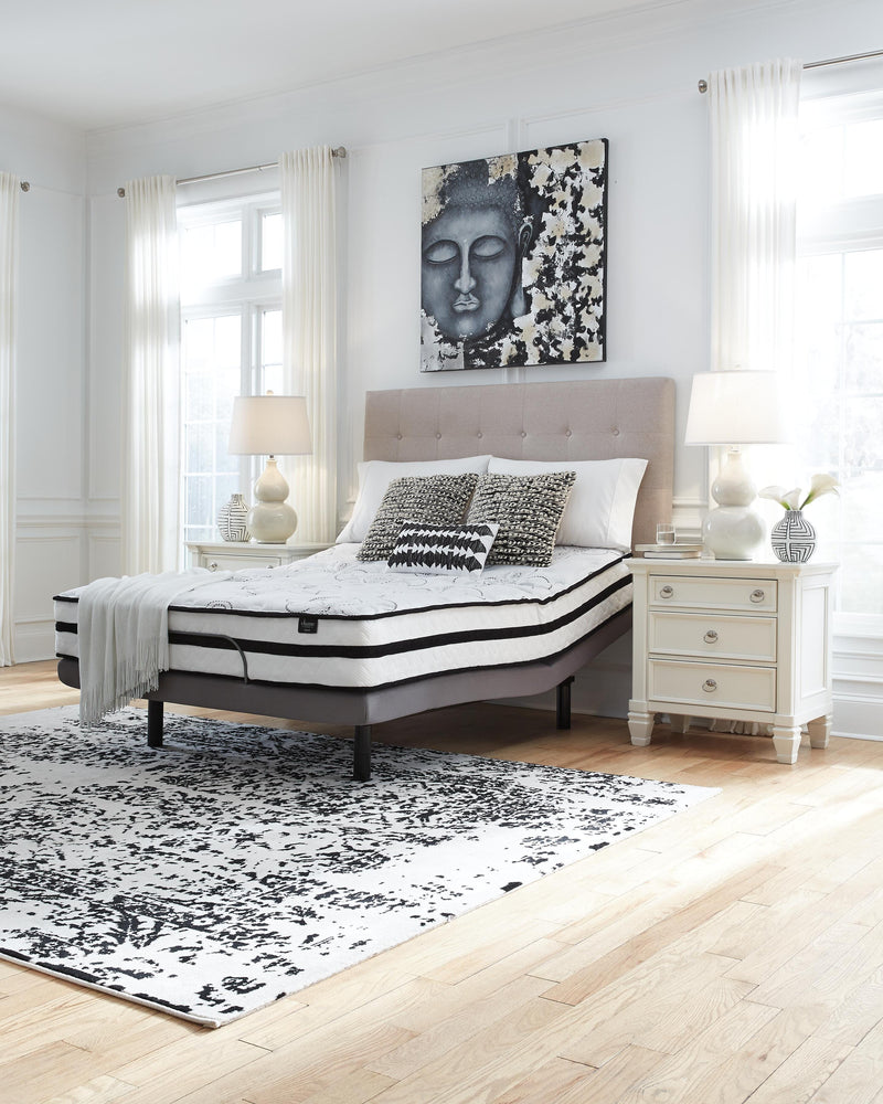 Chime 10 Inch Hybrid King Mattress in a Box