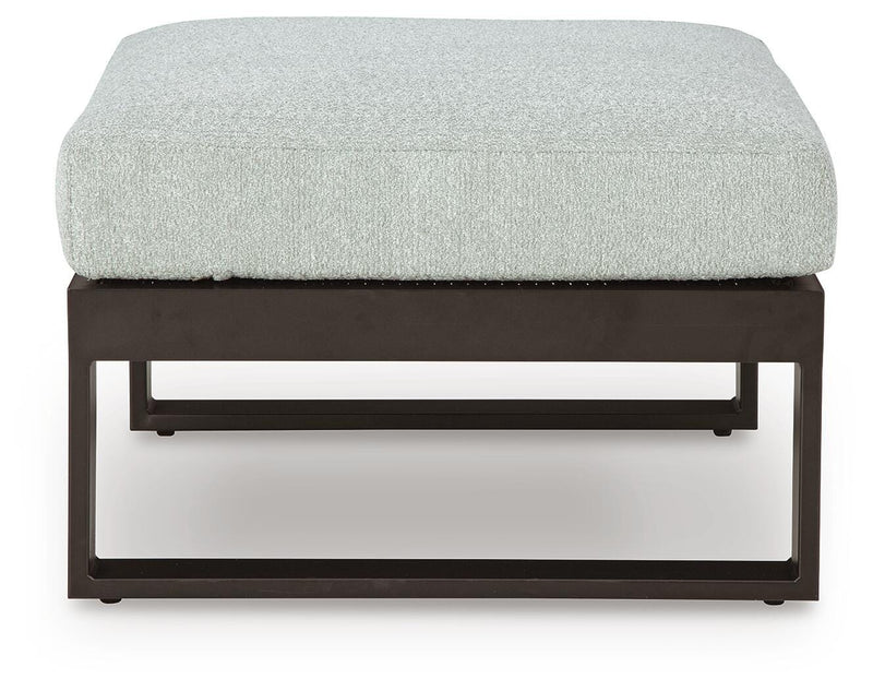 Beachloft Outdoor Ottoman with Cushion