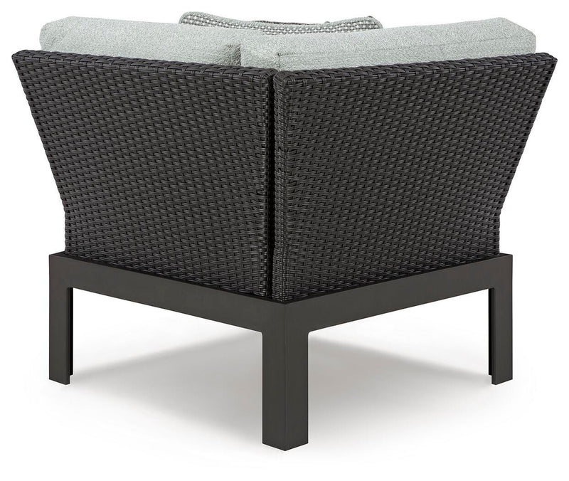 Beachloft Outdoor Corner Chair with Cushion