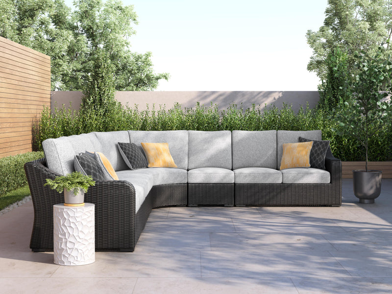 Beachcroft 6-Piece Outdoor Sectional