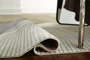 Winderburg 5' x 7' Rug