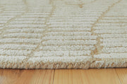 Jaseena 5' x 7' Area Rug