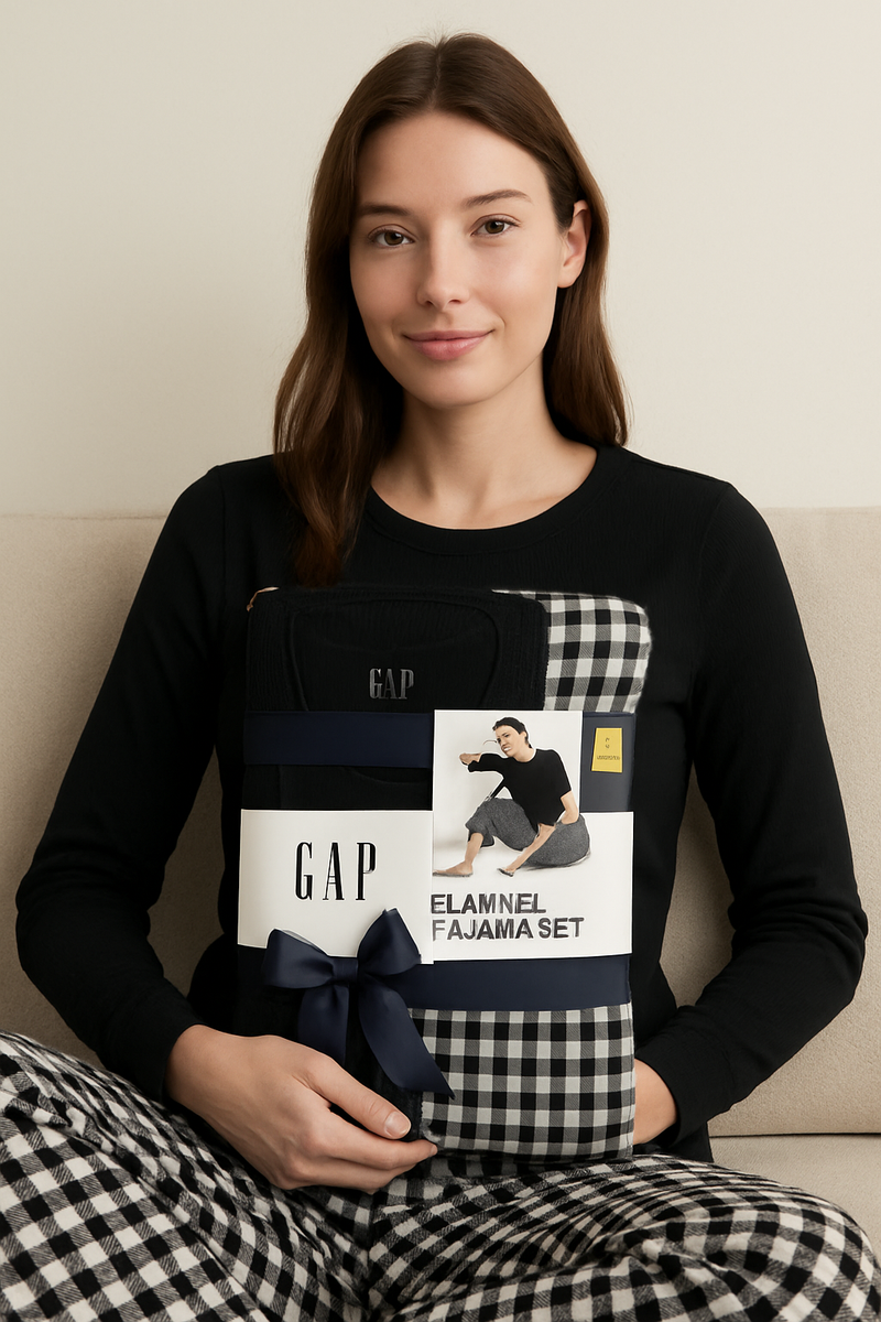 GAP FLANNEL PAJAMA SET (M)