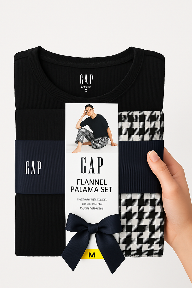 GAP FLANNEL PAJAMA SET (M)